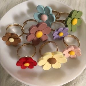 Eight floral/flower adjustable cute spring rings
